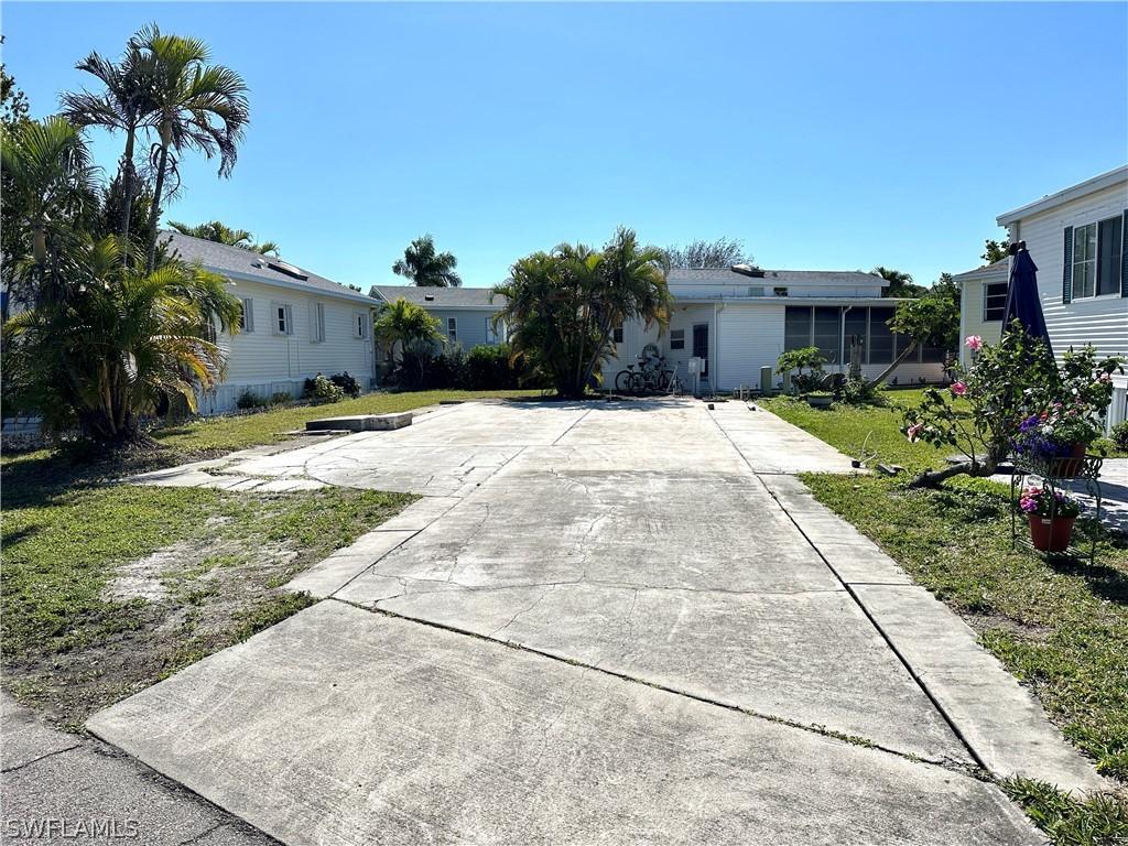 4701 Lafayette Ln., Estero, FL 33928