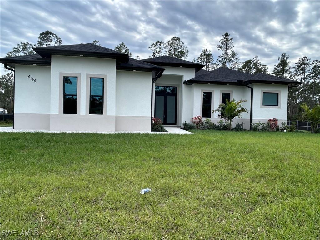 4144 10th Ave Ne, Naples, FL 34120