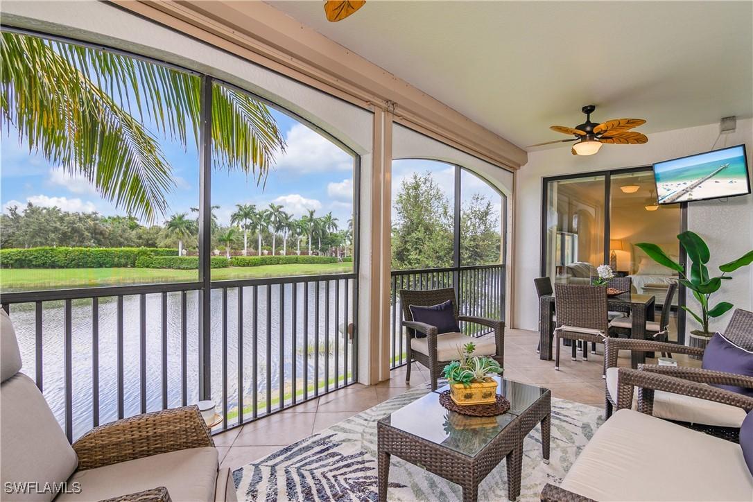 9499 Napoli Ln. #201, Naples, FL 34113