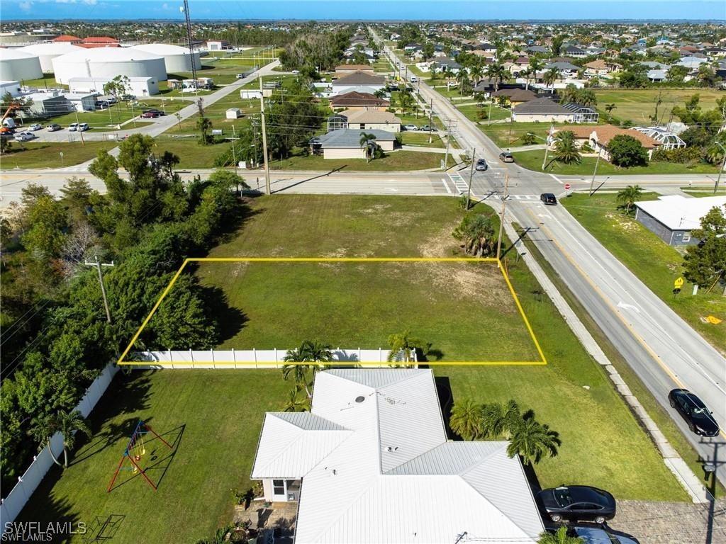 1924 SW 32nd St., Cape Coral, FL 33914