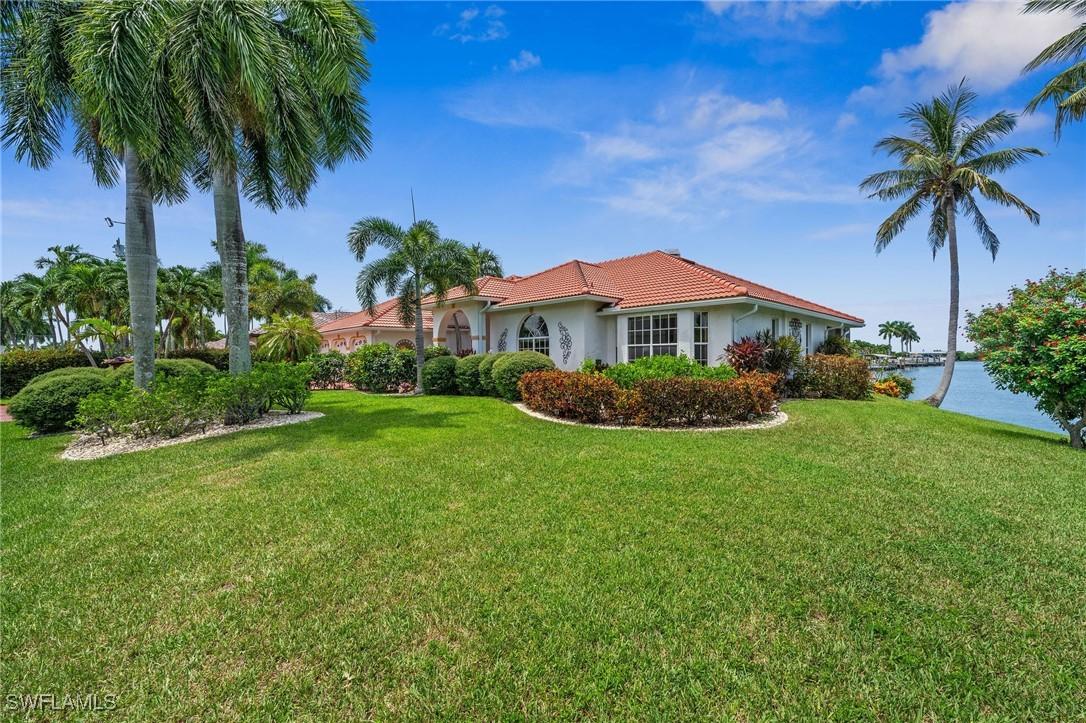 2512 SW 28th Pl., Cape Coral, FL 33914