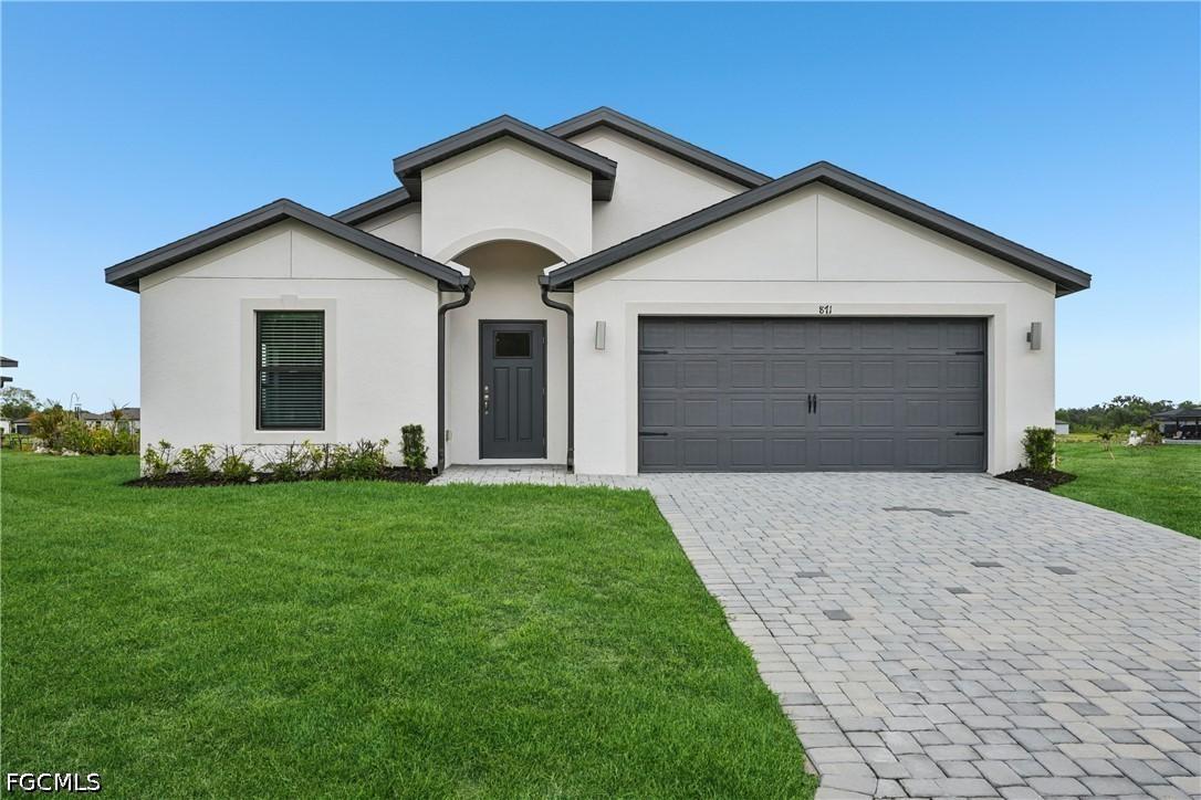 871 Gen D Macarthur Ave., Labelle, FL 33935