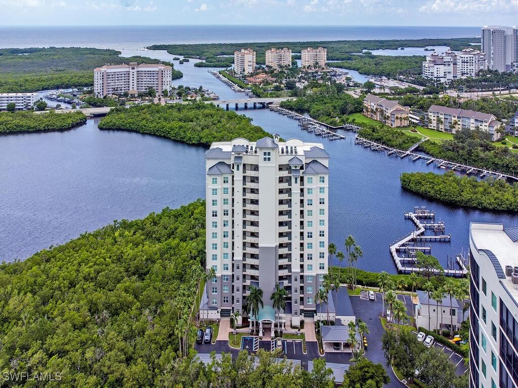 420 Cove Tower Dr. #202, Naples, FL 34110