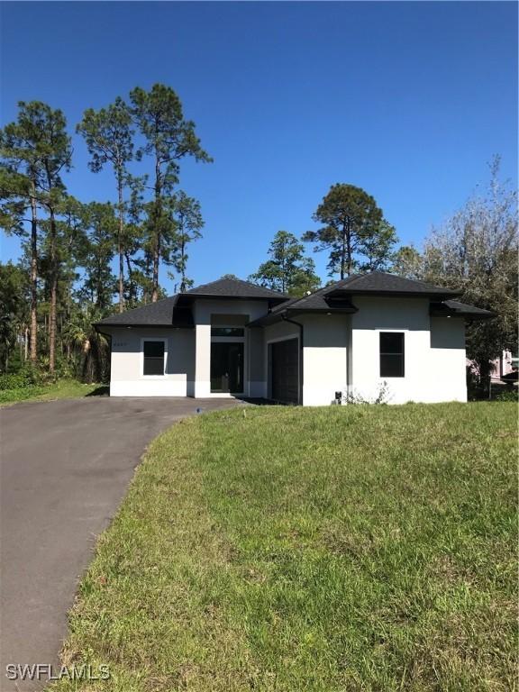 4697 16th Ave., Naples, FL 34117