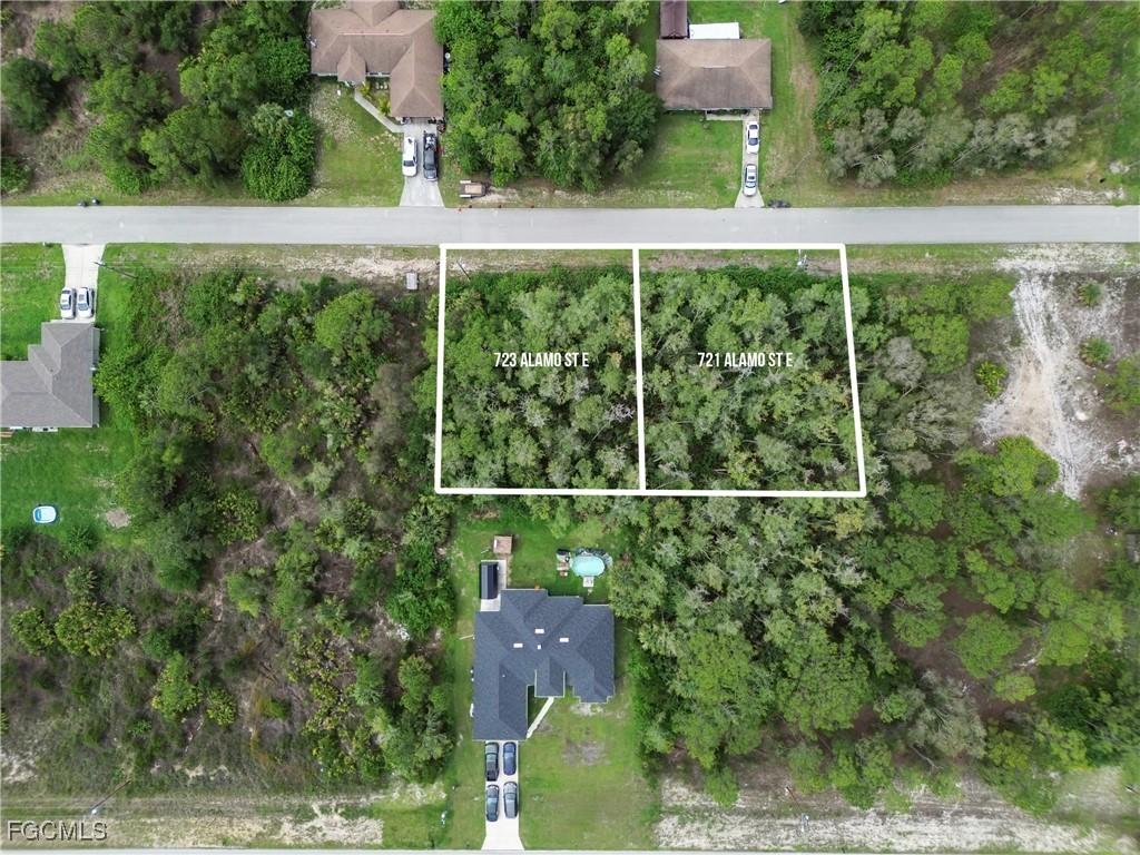 723 Alamo St., Lehigh Acres, FL 33974