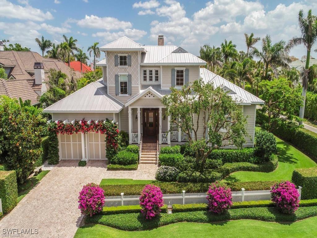 1975 Gulf Shore Blvd., Naples, FL 34102