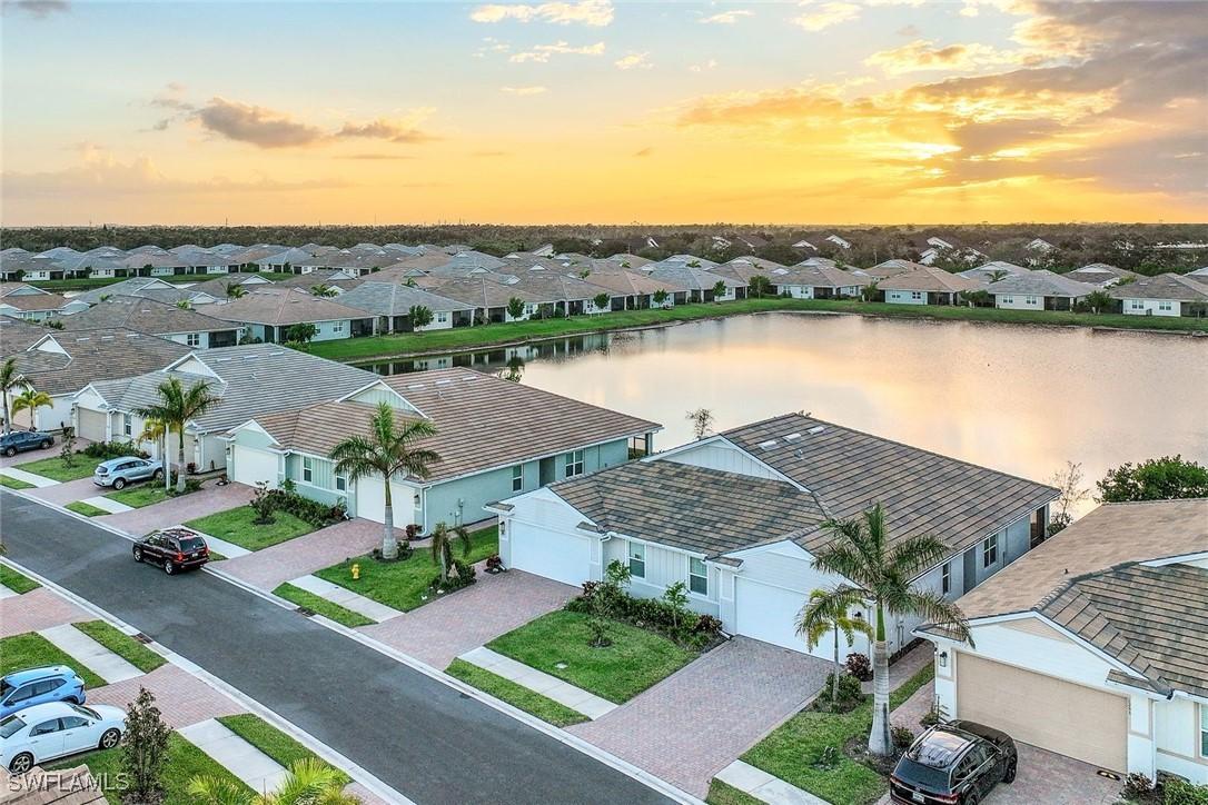 1212 Enbrook Loop, Naples, FL 34114