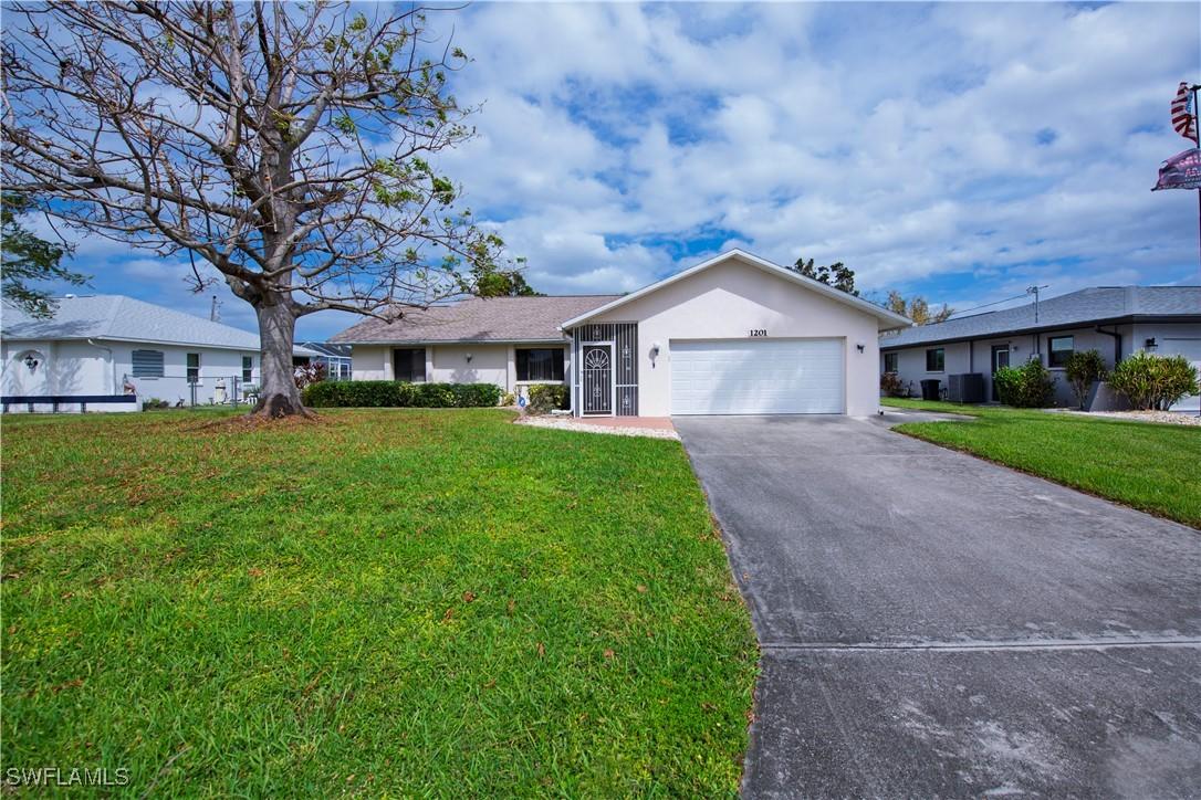 1201 SE 23rd St., Cape Coral, FL 33990