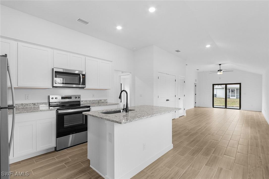 2739 NE 5th Ave., Cape Coral, FL 33909