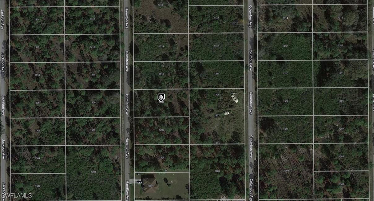 1308 Hamilton Ave., Lehigh Acres, FL 33972