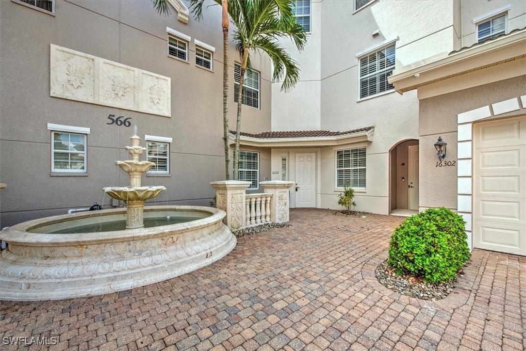 566 Avellino Isles Cir. #102, Naples, FL 34119