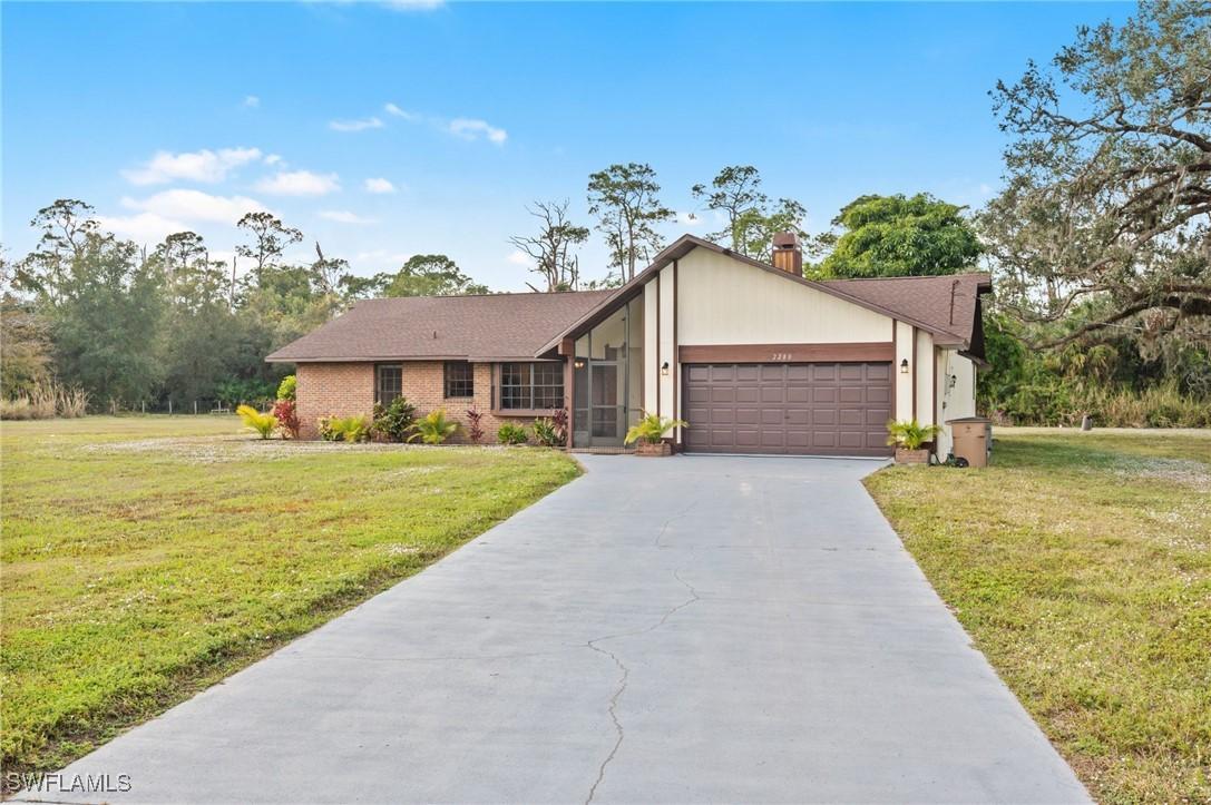 2280 Herzog Rd., Alva, FL 33920