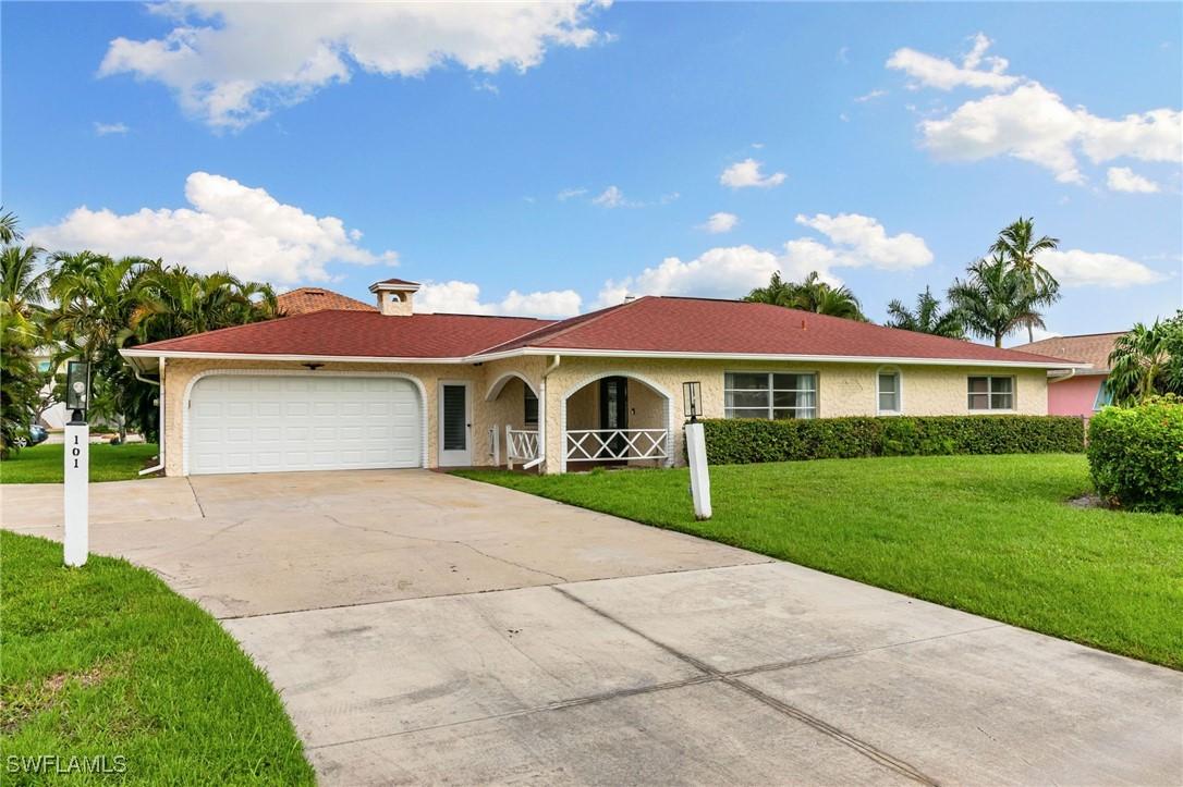 101 Jamaica Dr., Naples, FL 34113