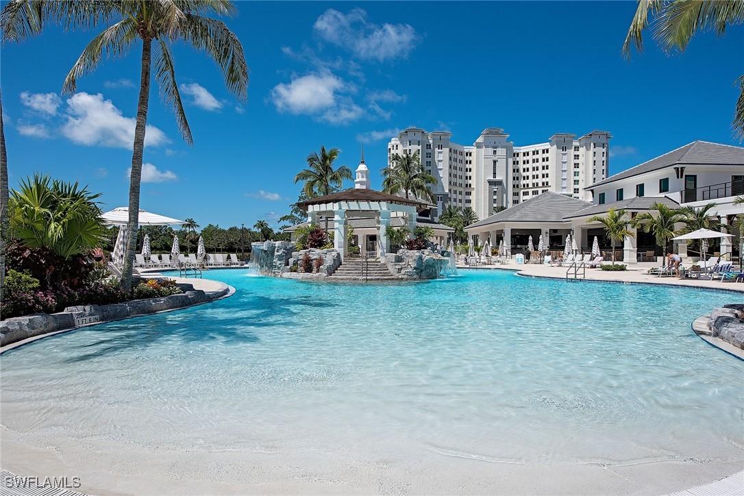 285 Grande Way #1606, Naples, FL 34110