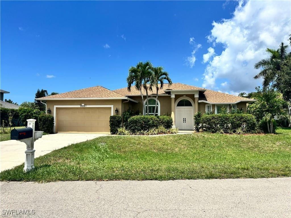 20730 Groveline Ct., Estero, FL 33928