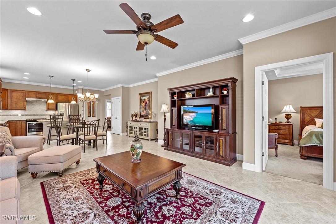 7638 Jacaranda Ln., Naples, FL 34114