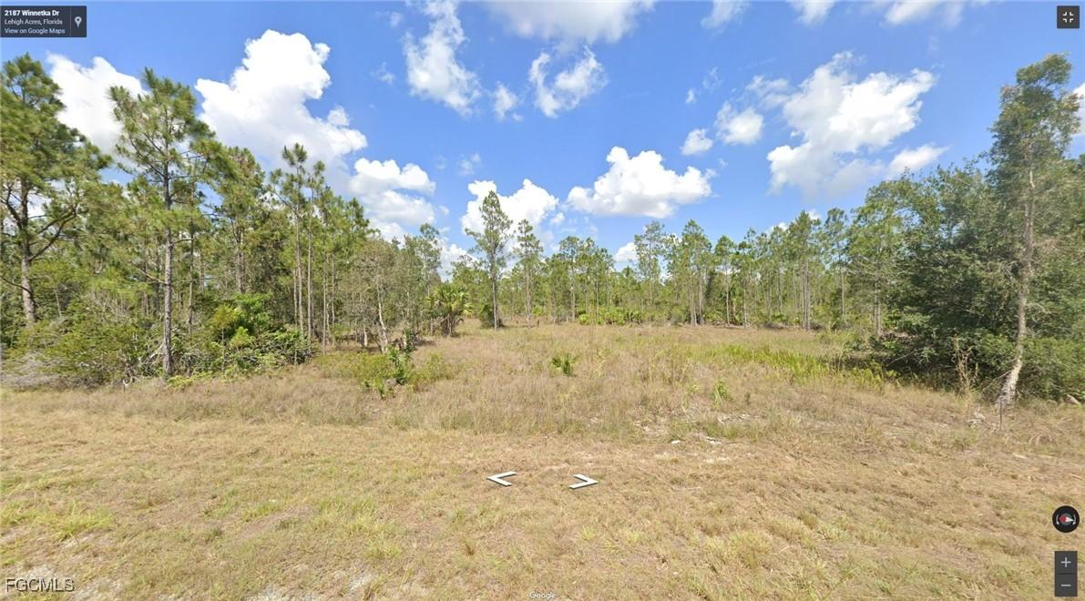 2187 Winnetka Dr., Lehigh Acres, FL 33972