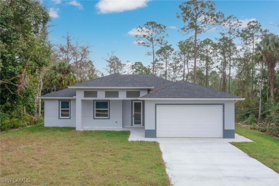 845 Gaylord Ave., Lehigh Acres, FL 33974