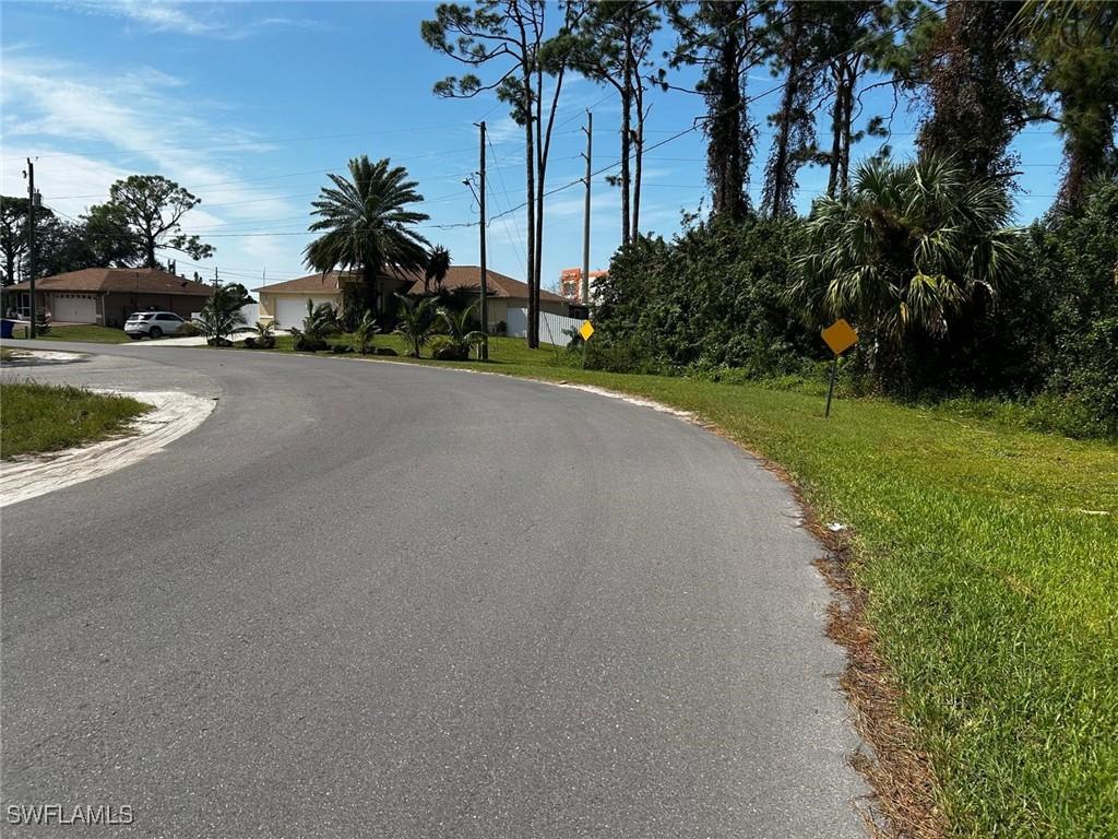 2924-2926 Wallace Ave., Lehigh Acres, FL 33973