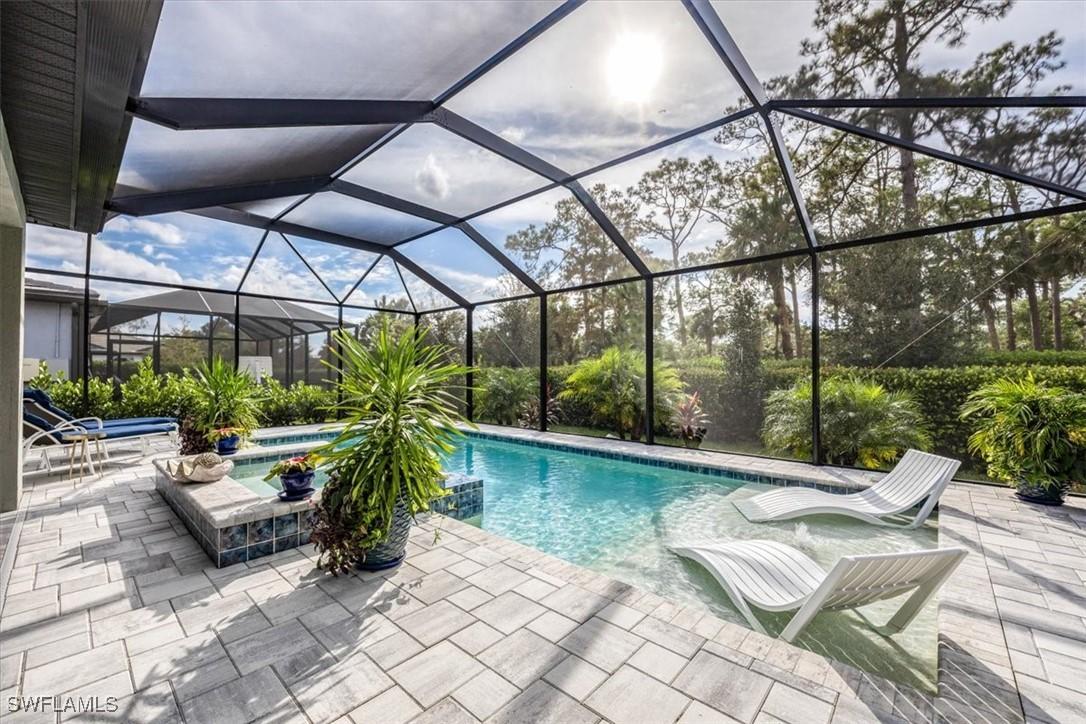 10499 Ventana Ln., Naples, FL 34120
