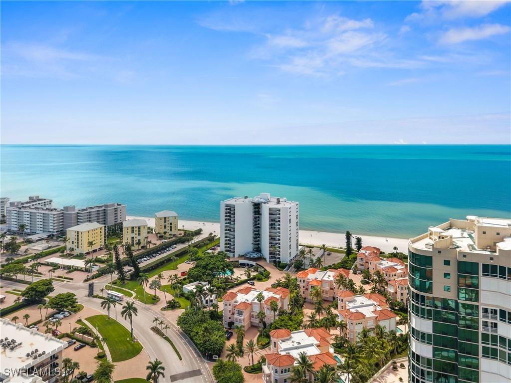 3951 Gulf Shore Blvd. #703, Naples, FL 34103