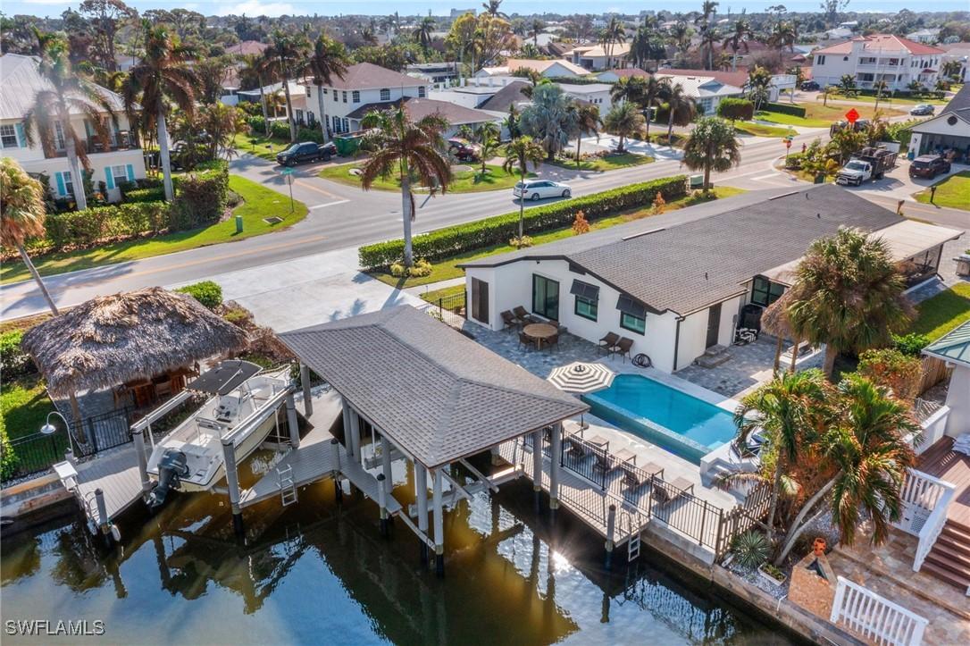 493 Willet Ave., Naples, FL 34108