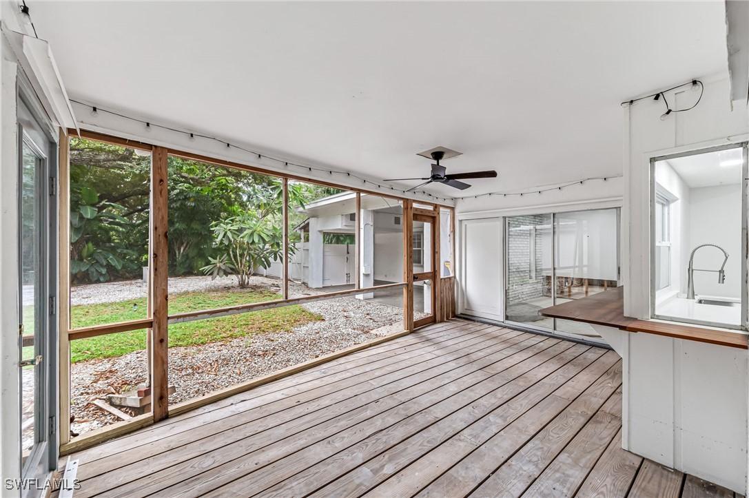 2472 Harbor Rd., Naples, FL 34104