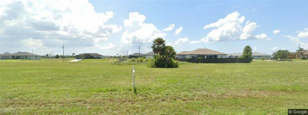 4204 NW 38th Ln., Cape Coral, FL 33993