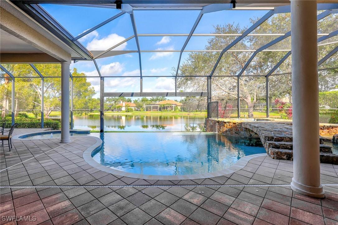 7711 Trent Ct., Naples, FL 34113