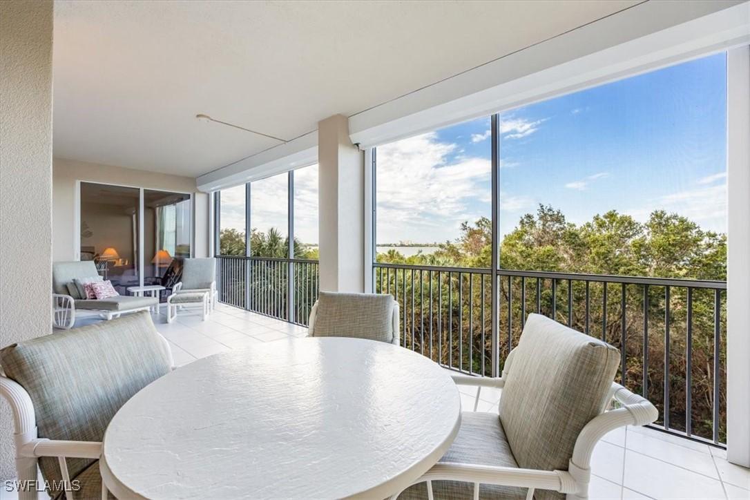 133 Vintage Bay Dr. #16, Marco Island, FL 34145