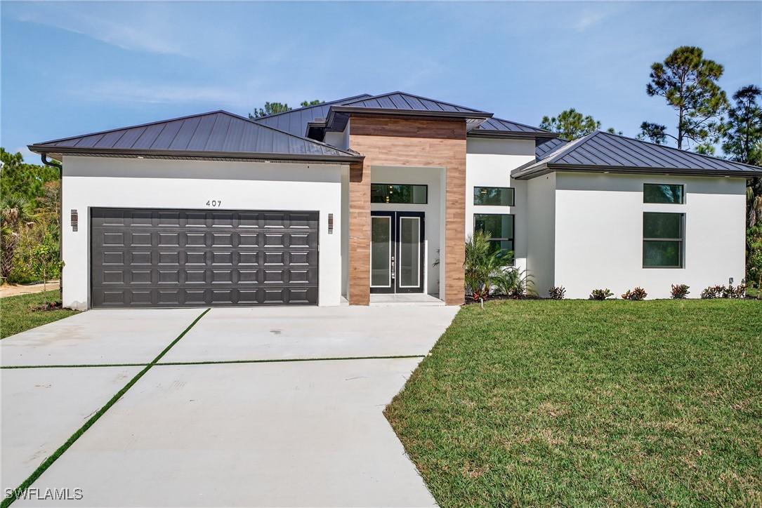 407 24th Ave., Naples, FL 34120