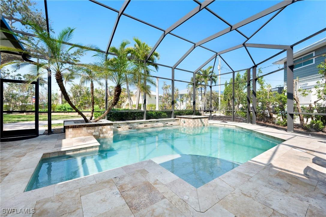 131 Falkirk St., Fort Myers Beach, FL 33931