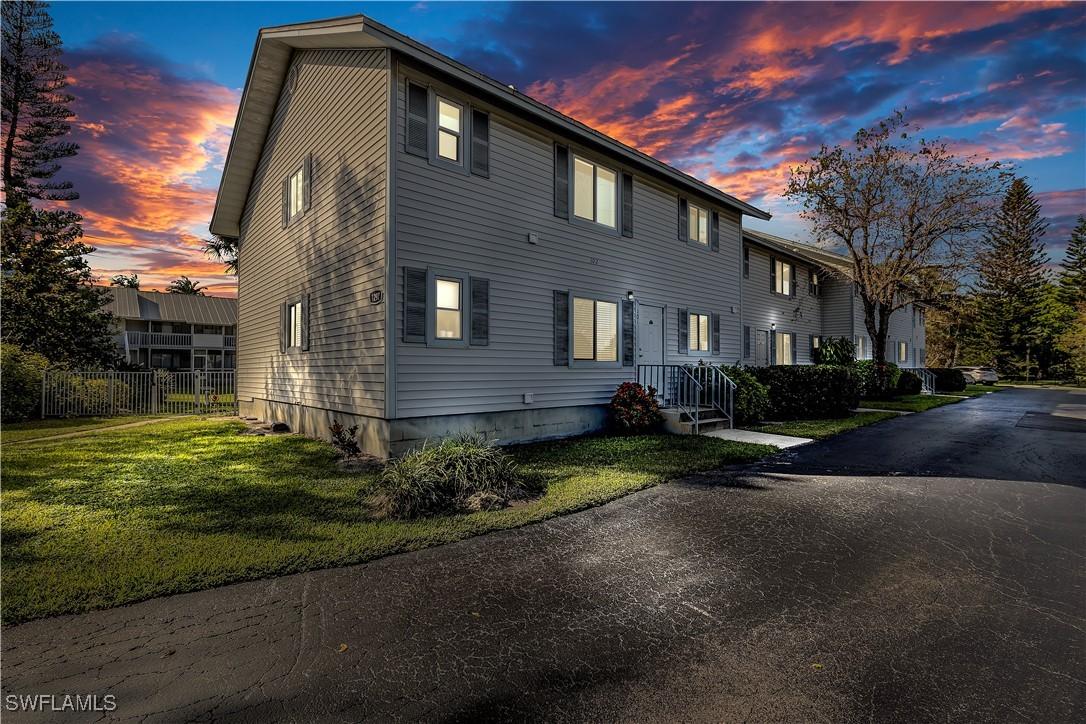 1297 7th Ave. #102, Naples, FL 34102
