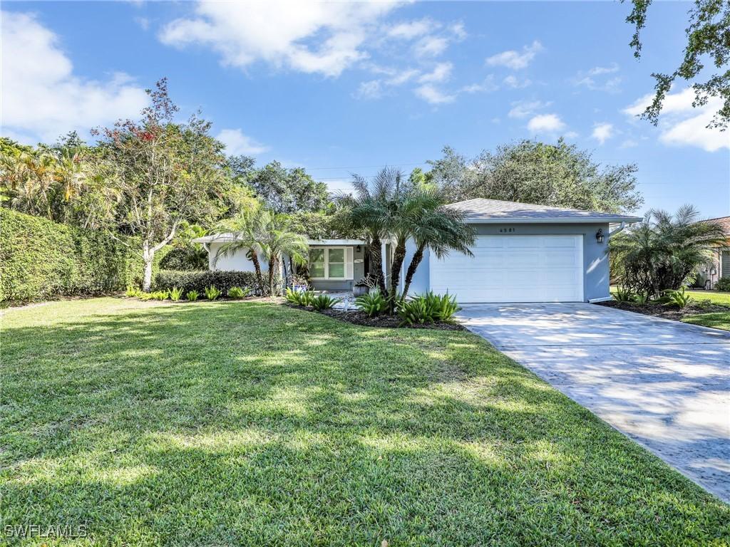 4581 Lakewood Blvd., Naples, FL 34112