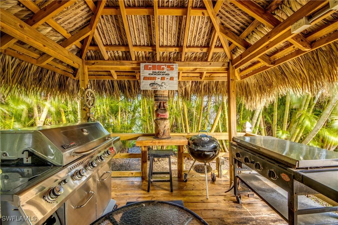 5029 Gulfgate Ln., St James City, FL 33956