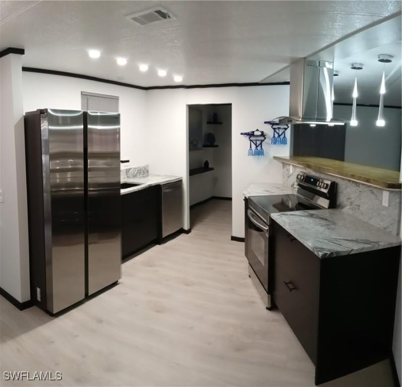 5502 Ben Franklin Ln., North Fort Myers, FL 33917