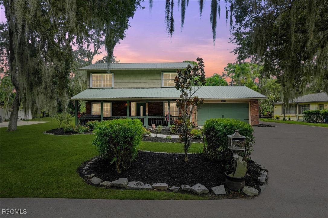 2216 River Oak Ln., Fort Myers, FL 33905