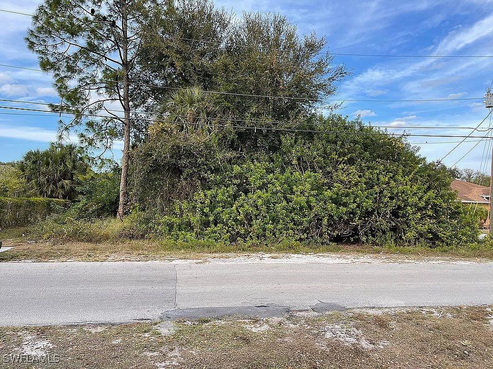 2716 5th St., Lehigh Acres, FL 33971