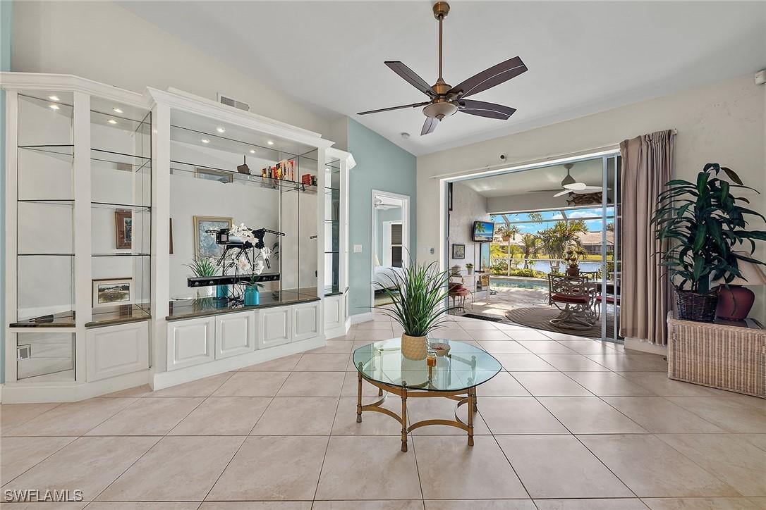 550 Captn Kate Ct. #22, Naples, FL 34110