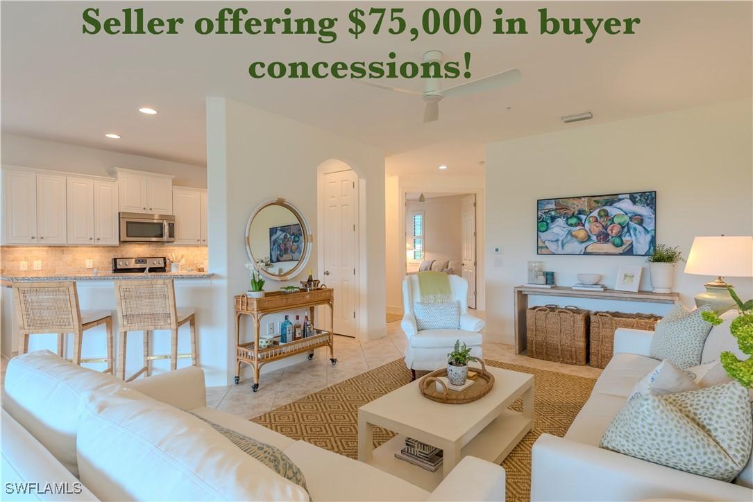 12046 Covent Garden Ct. #901, Naples, FL 34120