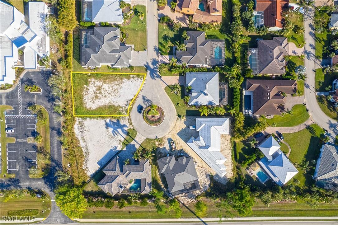 8726 Lakefront Ct., Fort Myers, FL 33908