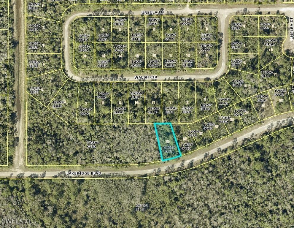 424 Lakeridge Blvd., Lehigh Acres, FL 33972