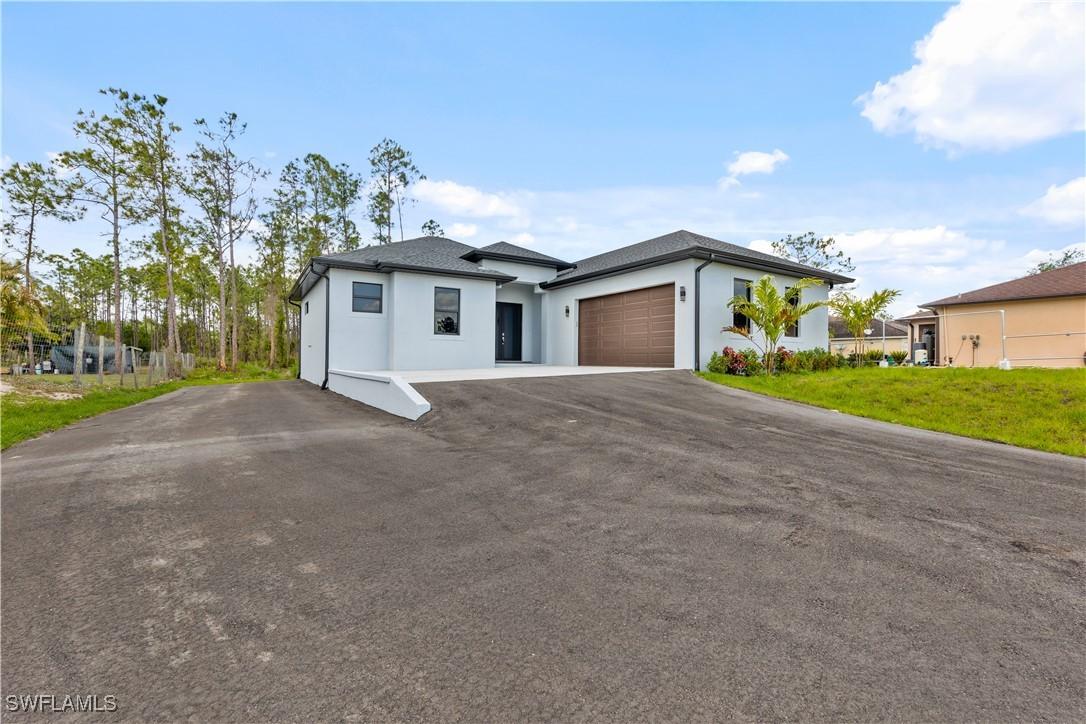 4165 43rd Ave., Naples, FL 34120