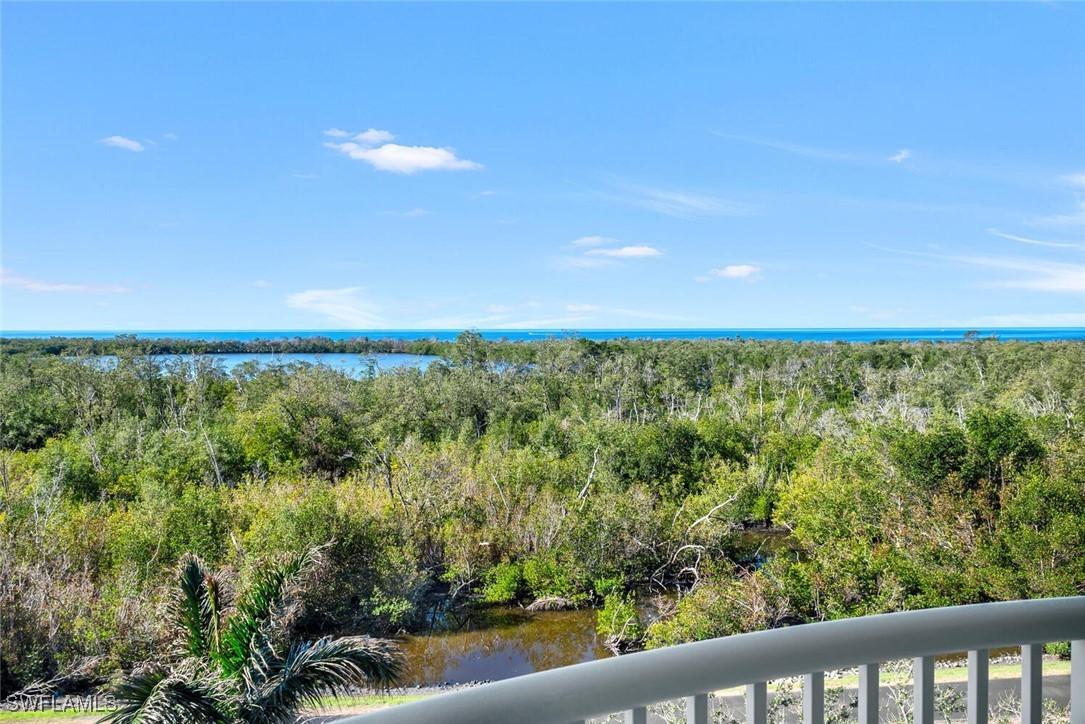 6849 Grenadier Blvd. #505, Naples, FL 34108