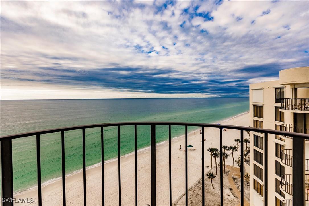 3115 Gulf Shore Blvd. #806S, Naples, FL 34103