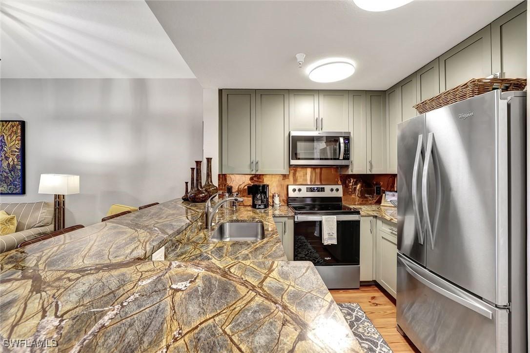 4500 Botanical Place Cir. #205, Naples, FL 34112