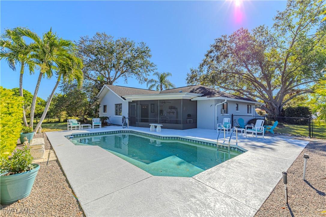 75 Kirtland Dr., Naples, FL 34110