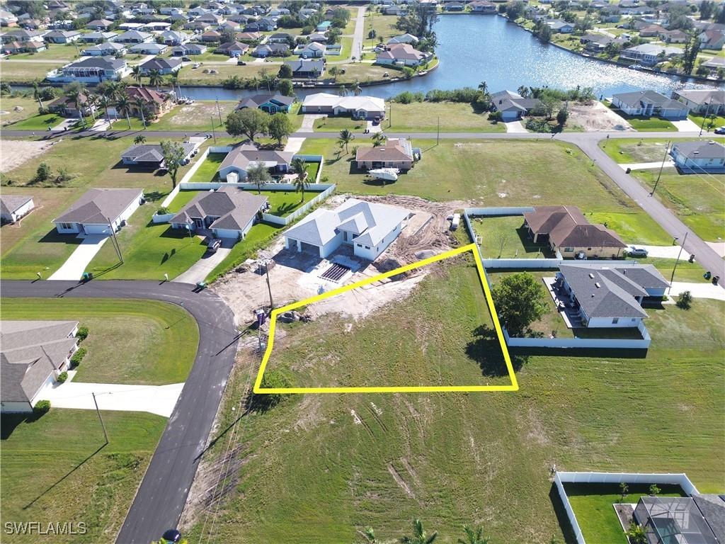 36 SW 21st Ave., Cape Coral, FL 33991