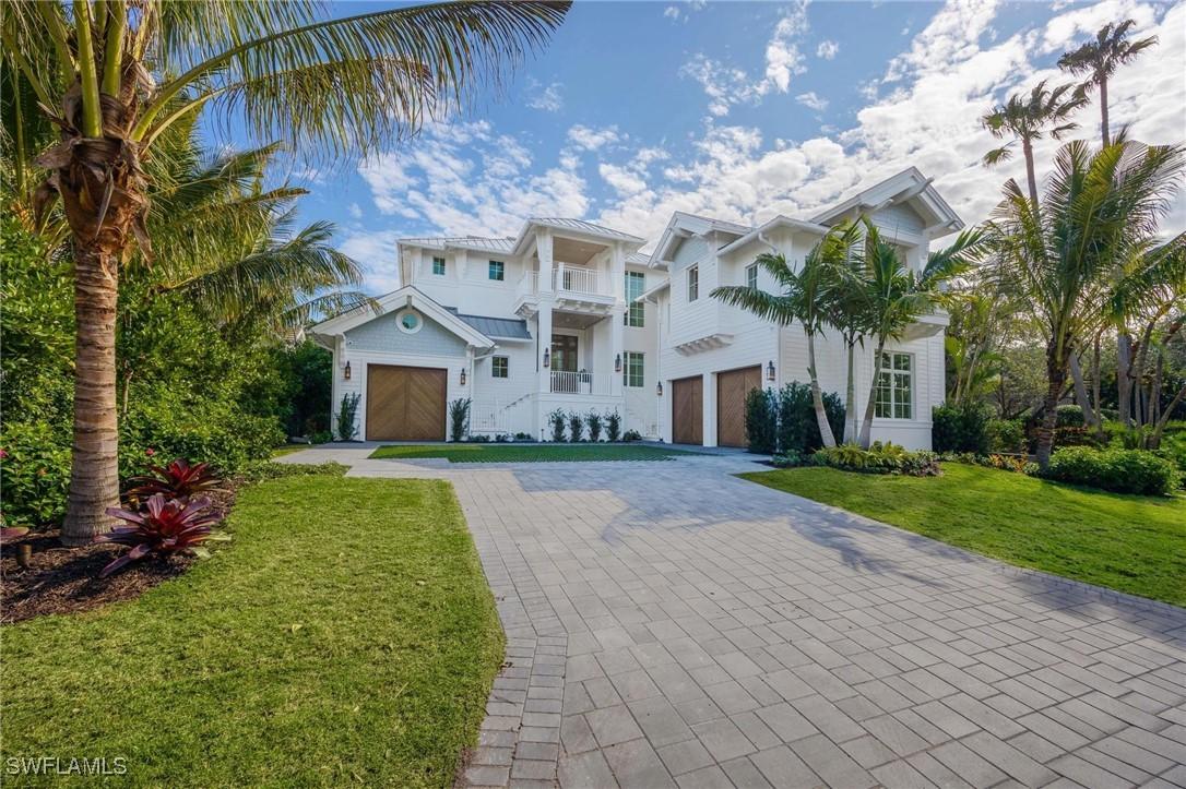 3295 Gordon Dr., Naples, FL 34102