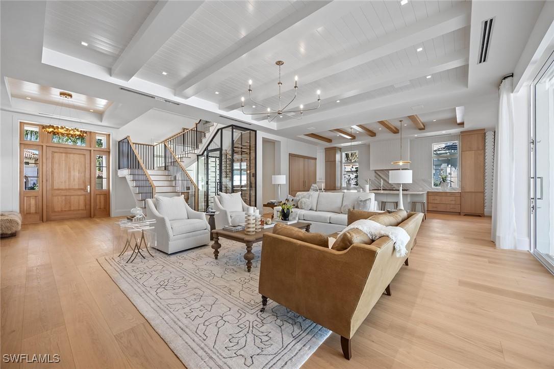 3277 Gordon Dr., Naples, FL 34102